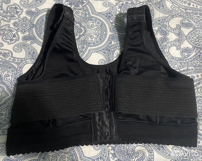 Бюстгалтер компрессионный послеоперационный