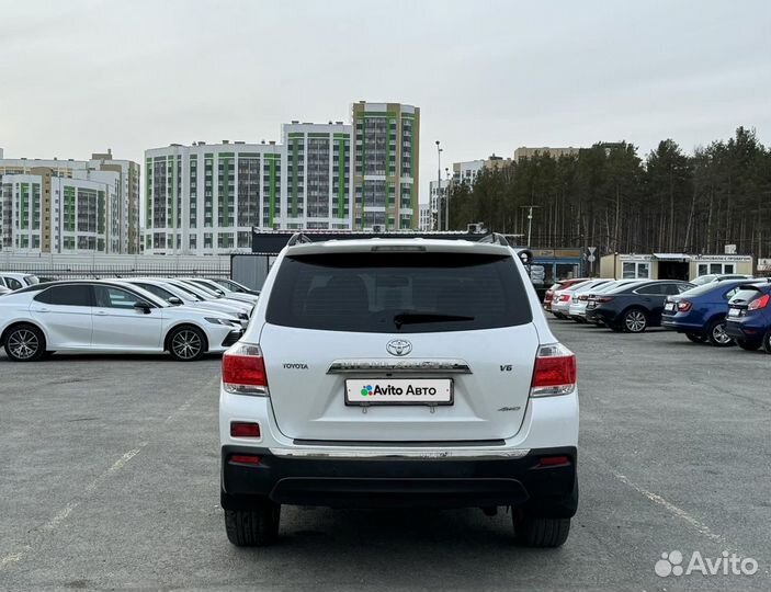 Toyota Highlander 3.5 AT, 2011, 126 000 км