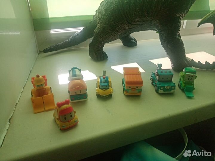 Игрушки робокар поли