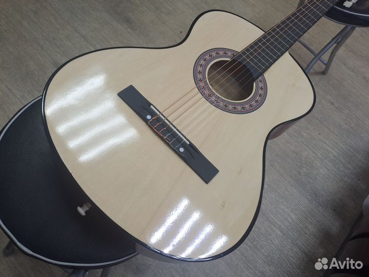 Гитара классическая