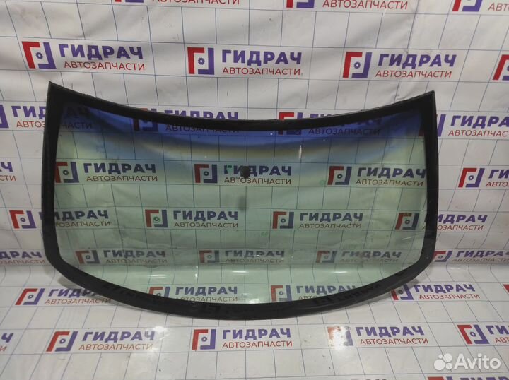 Стекло лобовое Jeep Grand Cherokee (WJ). Сколы