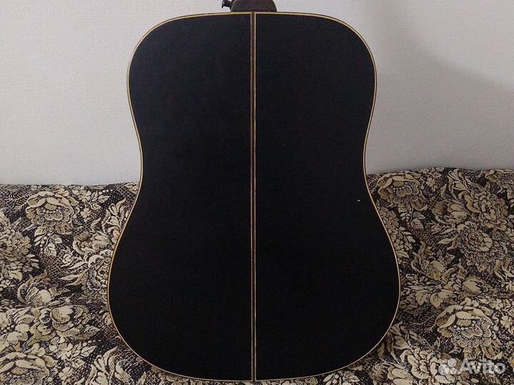 Акустическая гитара Martinez