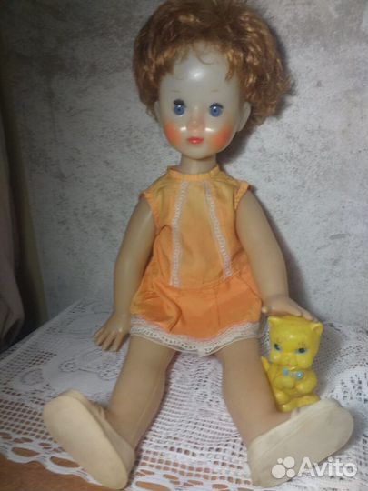 Кукла Нина шагающая