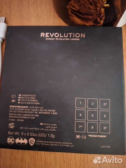 Палетка теней makeup revolution batman