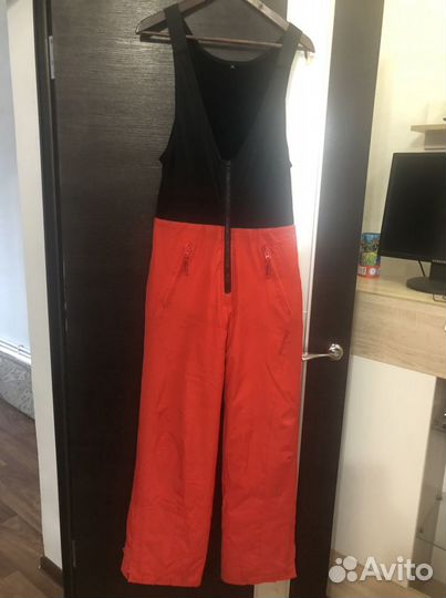 Горнолыжный костюм женский