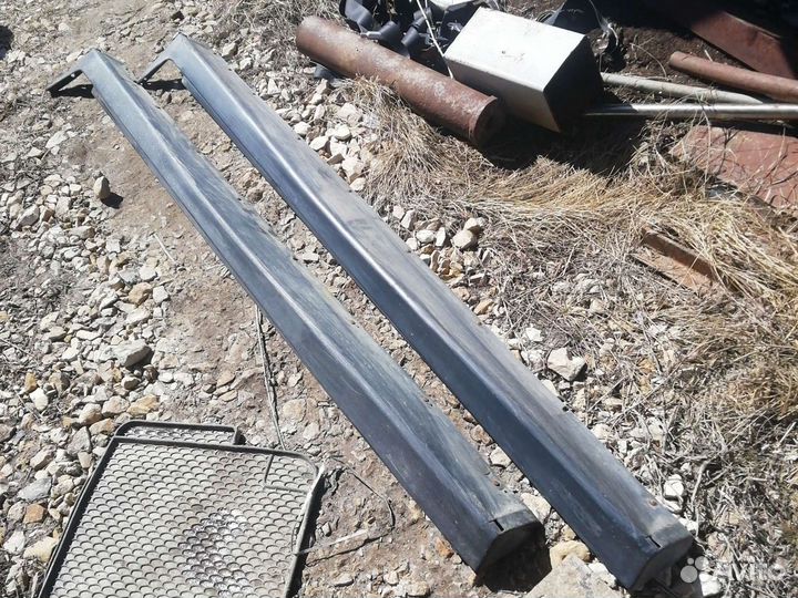 Порог правый галант 8