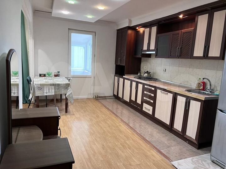 2-к. квартира, 75 м², 2/3 эт.