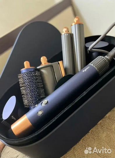 Стайлер Dyson