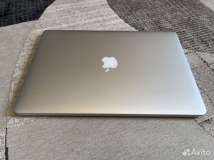 Macbook Pro 15 late 2013, i7, 16gb, SSD512 gb