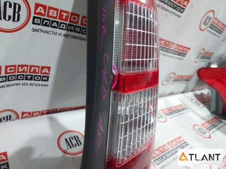 Стоп-сигнал правый toyota succeed