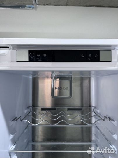 Встраиваемый холодильник Beko bcna306E2S