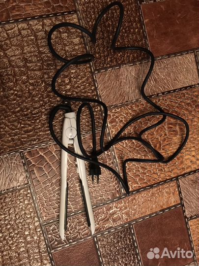 Выпрямитель для волос