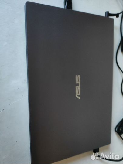 Asus Laptop F415JA