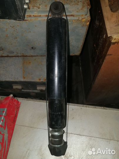 Амортизатор задний тойота эстима