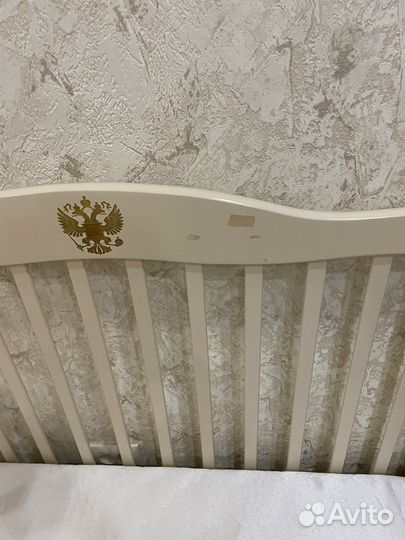 Кроватка с матрасом