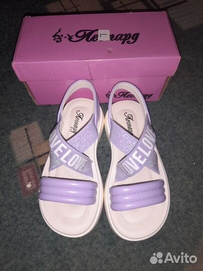 Босоножки для девочки