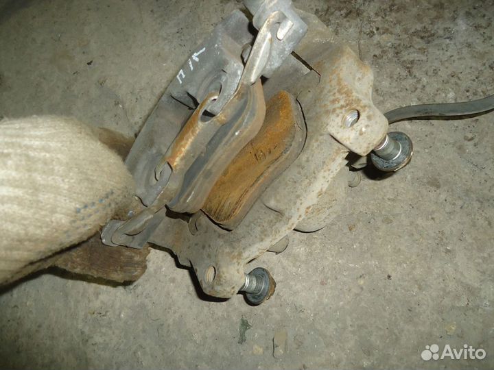 Суппорт передний левый Ford Mondeo IV