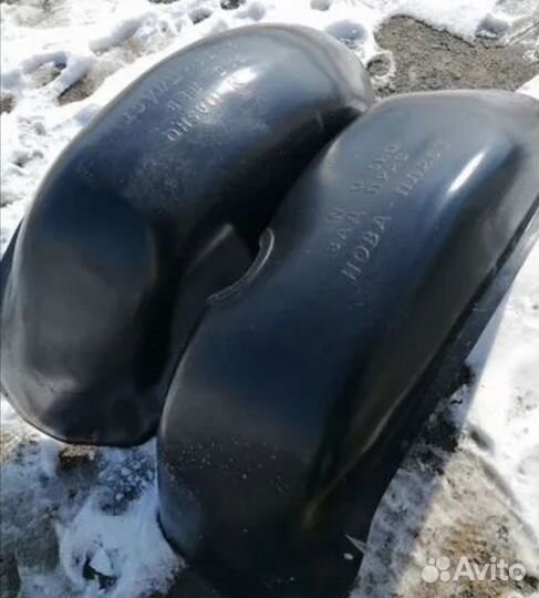 Локеры, подкрылки на Ниссан Кашкай J10