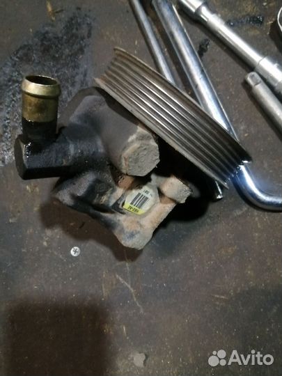 Насос гура форд мондео 2.1997