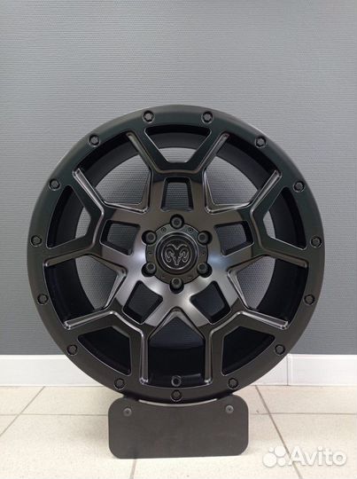 Диск колесный R22 J10 ET10 6x139,7 Ram1500 TRX