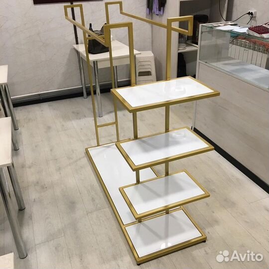 Стойка для одежды напольная