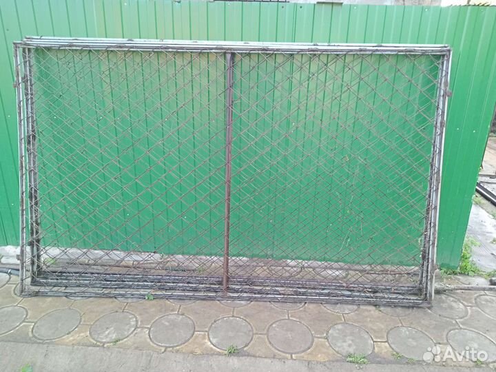 Забор из сетки-рабицы