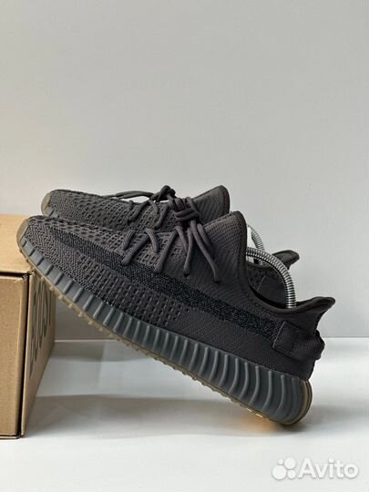 Adidas yeezy boost 350 v2