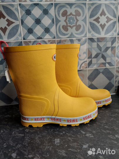 Резиновые сапоги