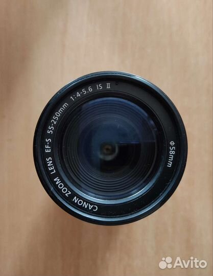 Объектив Canon EF-S 55-250mm is II