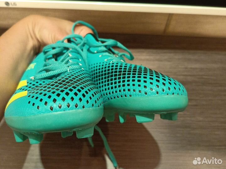 Бутсы adidas predator