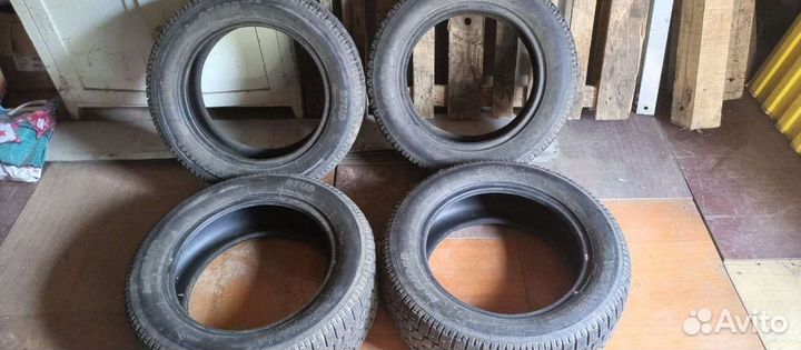 Yokohama Ice Guard F700Z 205/60 R16 92Q