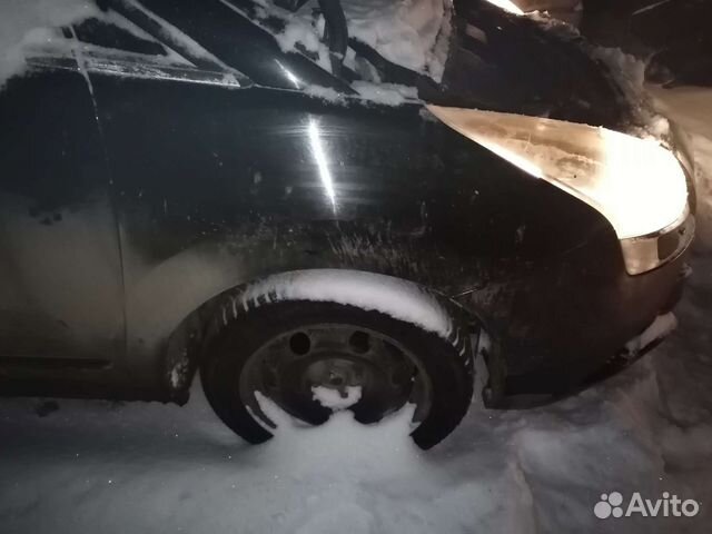 Крыло переднее правое Peugeot 5008