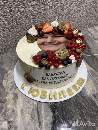 Десерты и торты на заказ