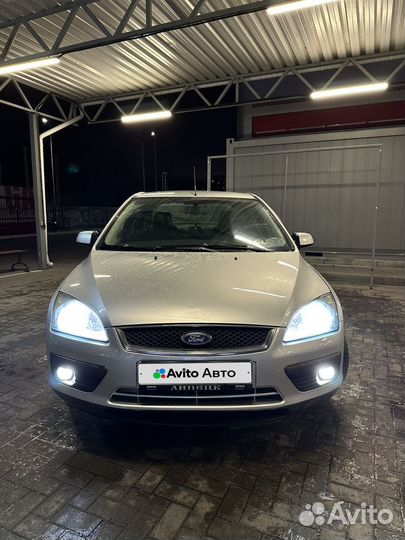 Ford Focus 1.6 AT, 2006, 225 000 км