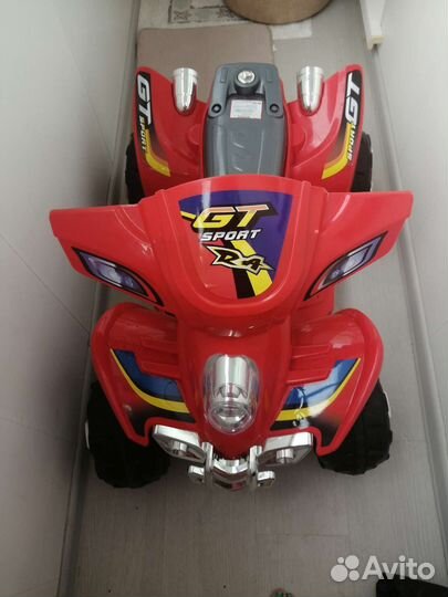 Детская машинка на аккумуляторе