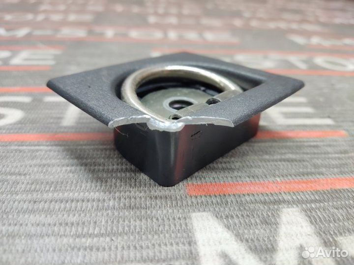 Крючки салона Mercedes-Benz E-Class W210 112.941