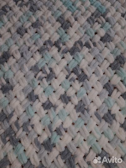 Плед детский вязаный ручная работа