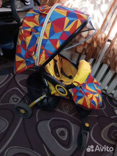 Прогулочная коляска