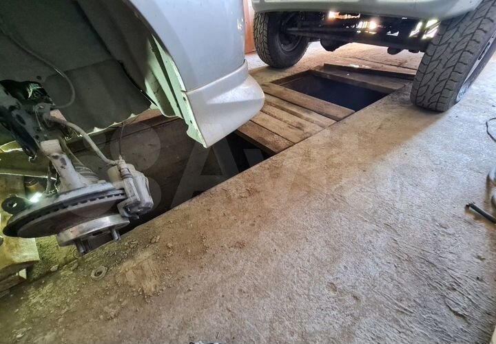 Гараж, > 30 м²