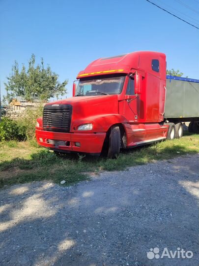 Freightliner Century с полуприцепом, 2000