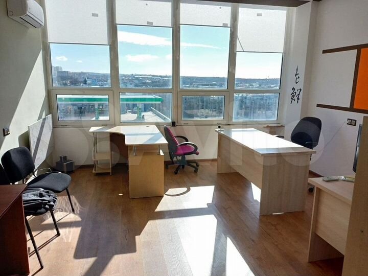 Новые Офис. Первая линия ул Хрусталева, 18 м²