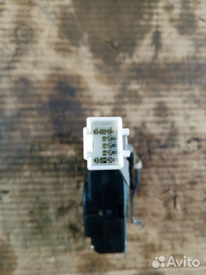 Моторчик привода заслонок Hyundai Santa Fe