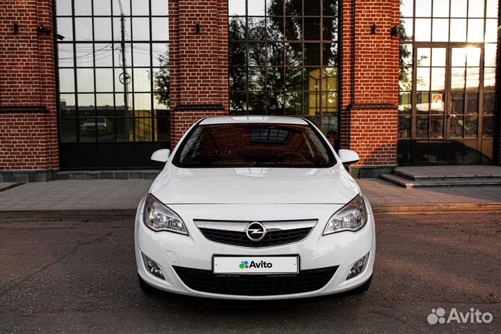 Opel Astra 1.6 AT, 2012, 106 000 км