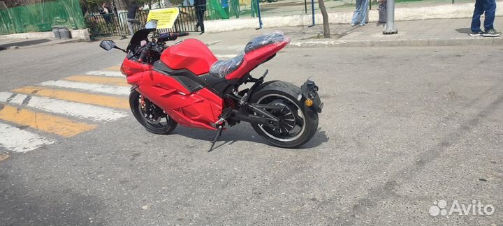 Электромотоцикл Ducati panigal