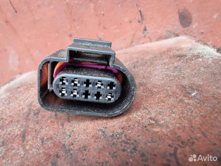 Разъём (фишка) Vag 1J0973715