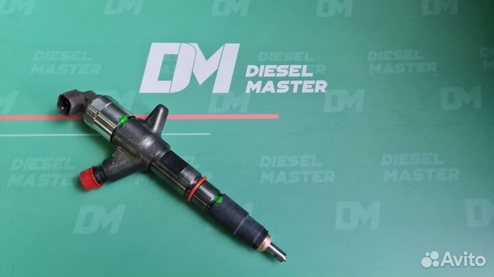 Форсунка Hyundai HD78 3380045700