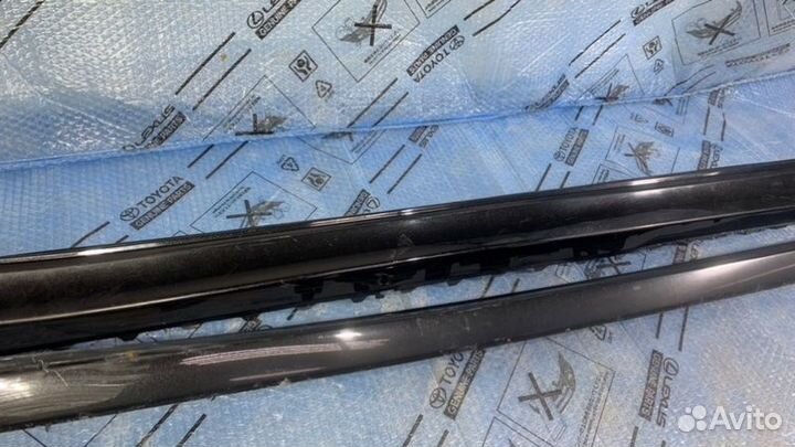 Накладка порога правая Lexus Lx570 2015