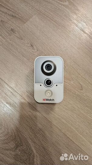 Камера видеонаблюдения Hi-watch DS-T204