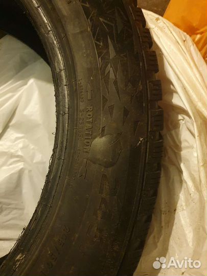 Continental ContiIceContact 245/50 R18 104T