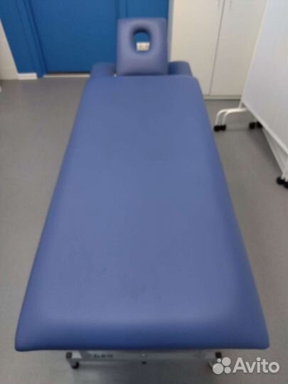 Массажный стол